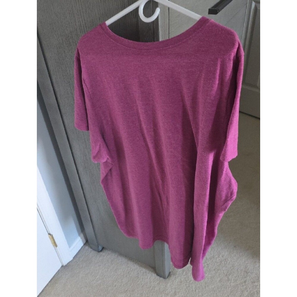 torrid Heathered Raspberry Crewneck Short Sleeve Tee - Picture 3 of 5